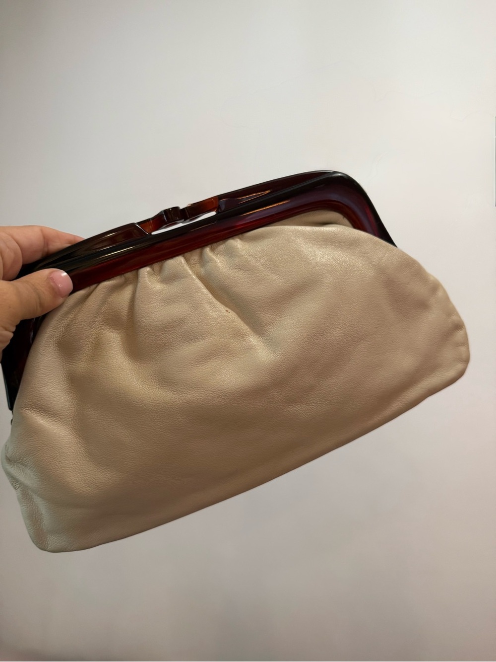 vintage Italian-made clutch cream leather body brown tortoise-style bakelite